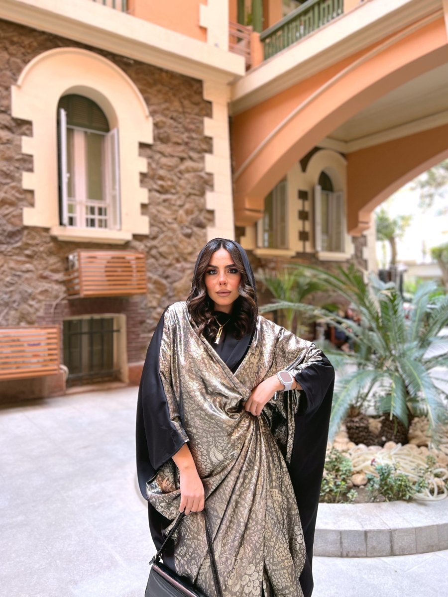 Kimono Gold & Black, back view
