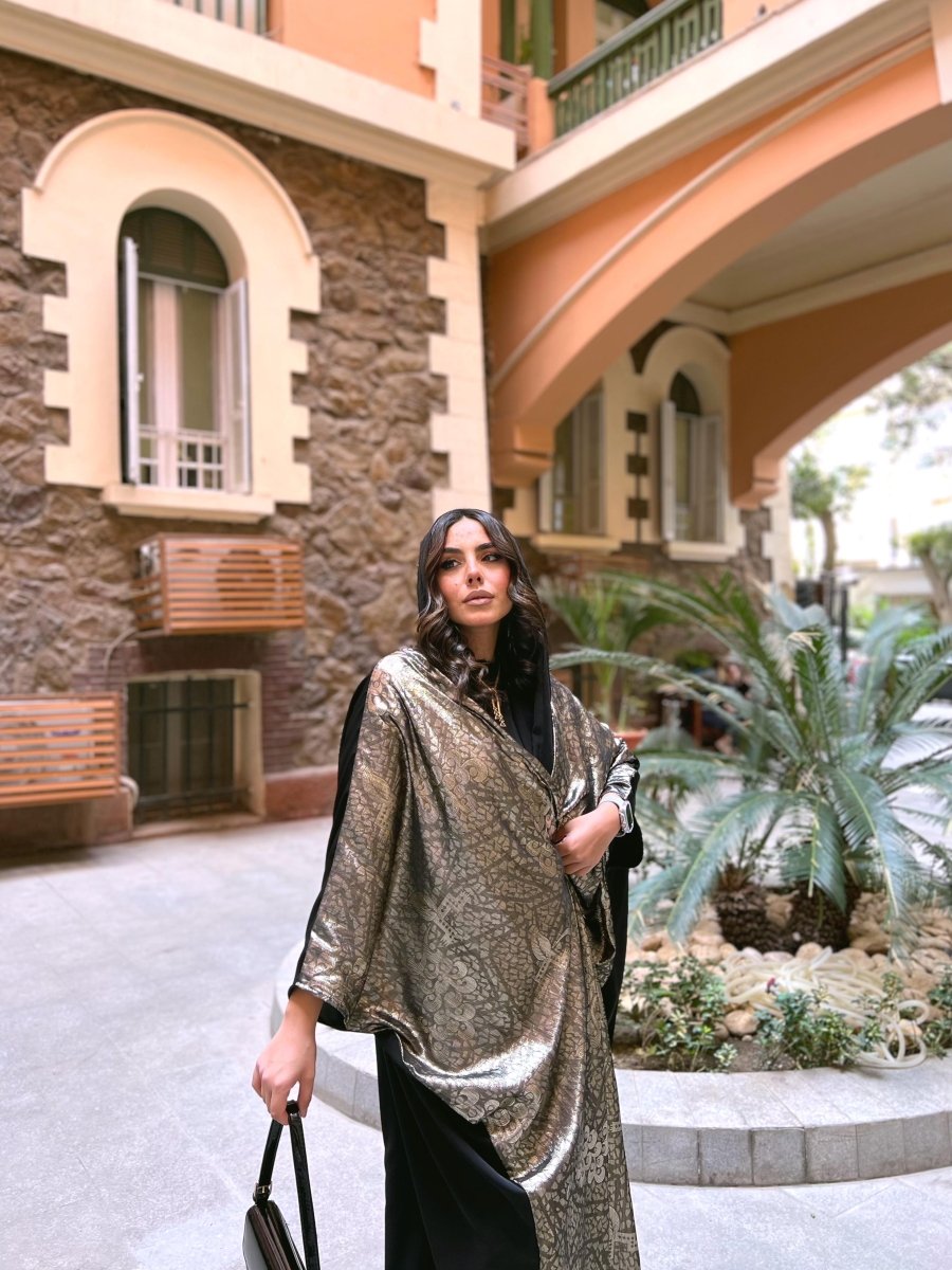 Kimono Gold & Black, side view