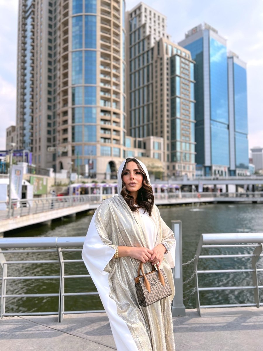Kimono Gold & White, front view