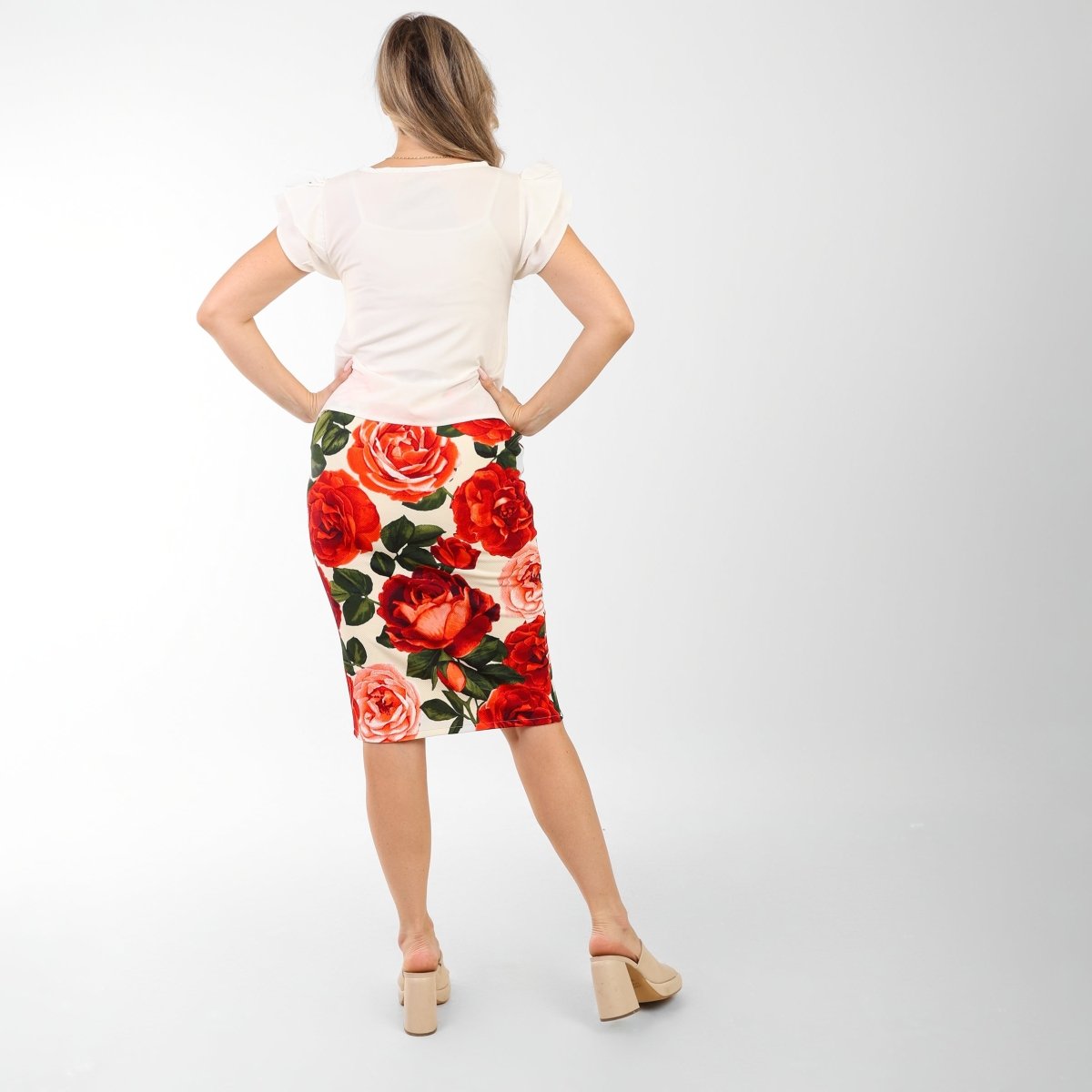 Red Rose Print Pencil Skirt – Scopa Lycra, side view