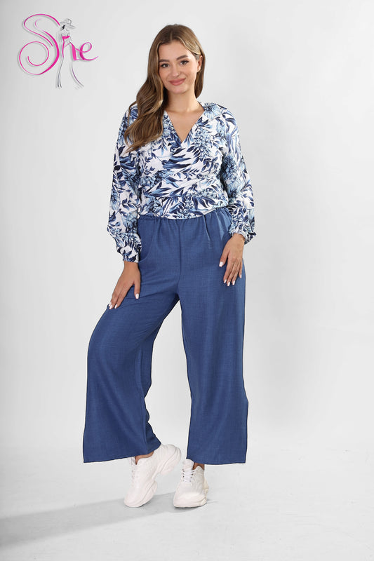 Two-Piece Set Blue Floral Blouse & Wide-Leg Pants