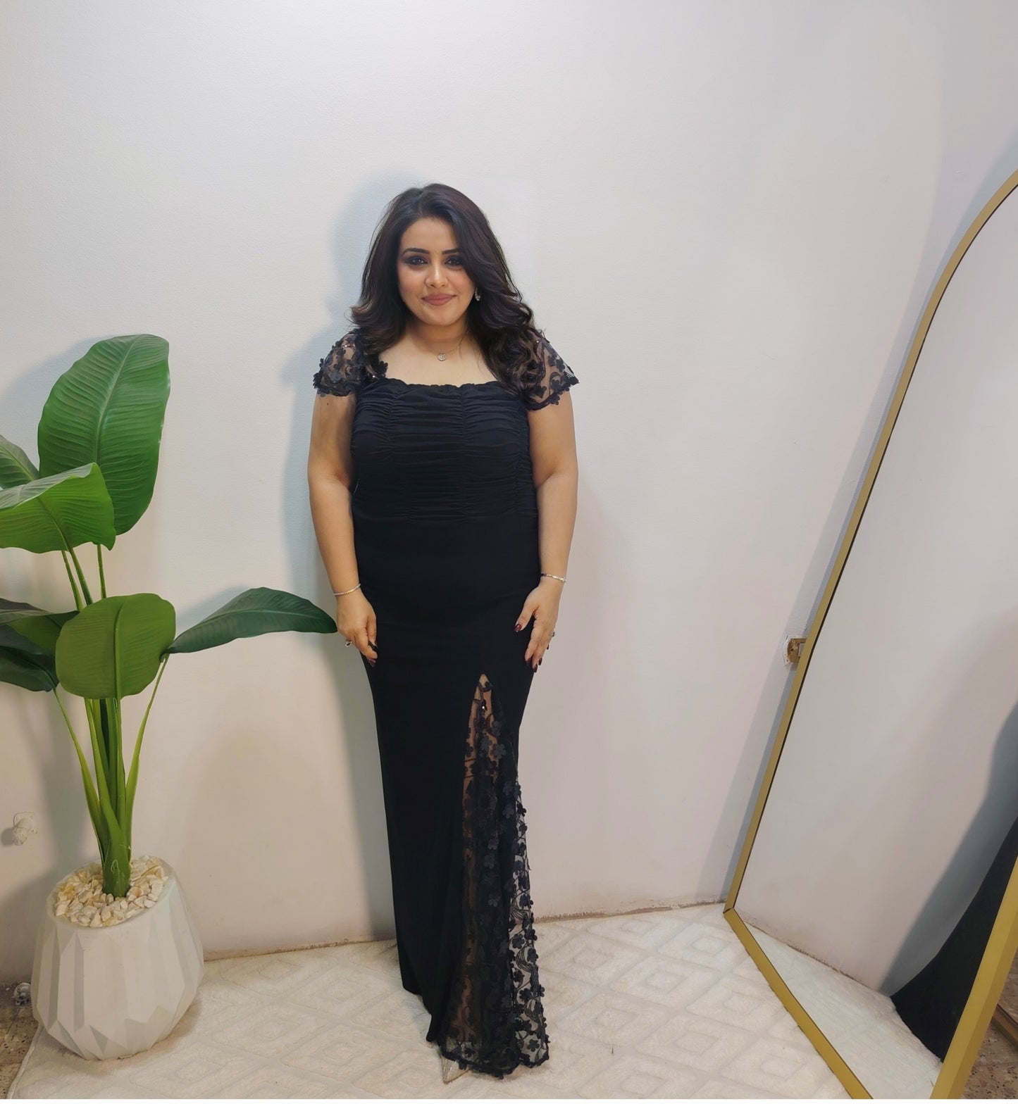 Elegant Lace Slit Evening Dress