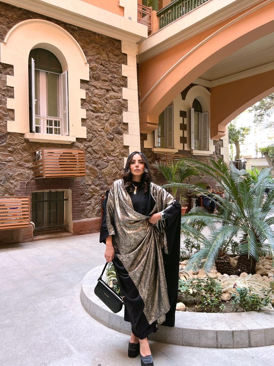 Kimono Gold & Black, alternate front view