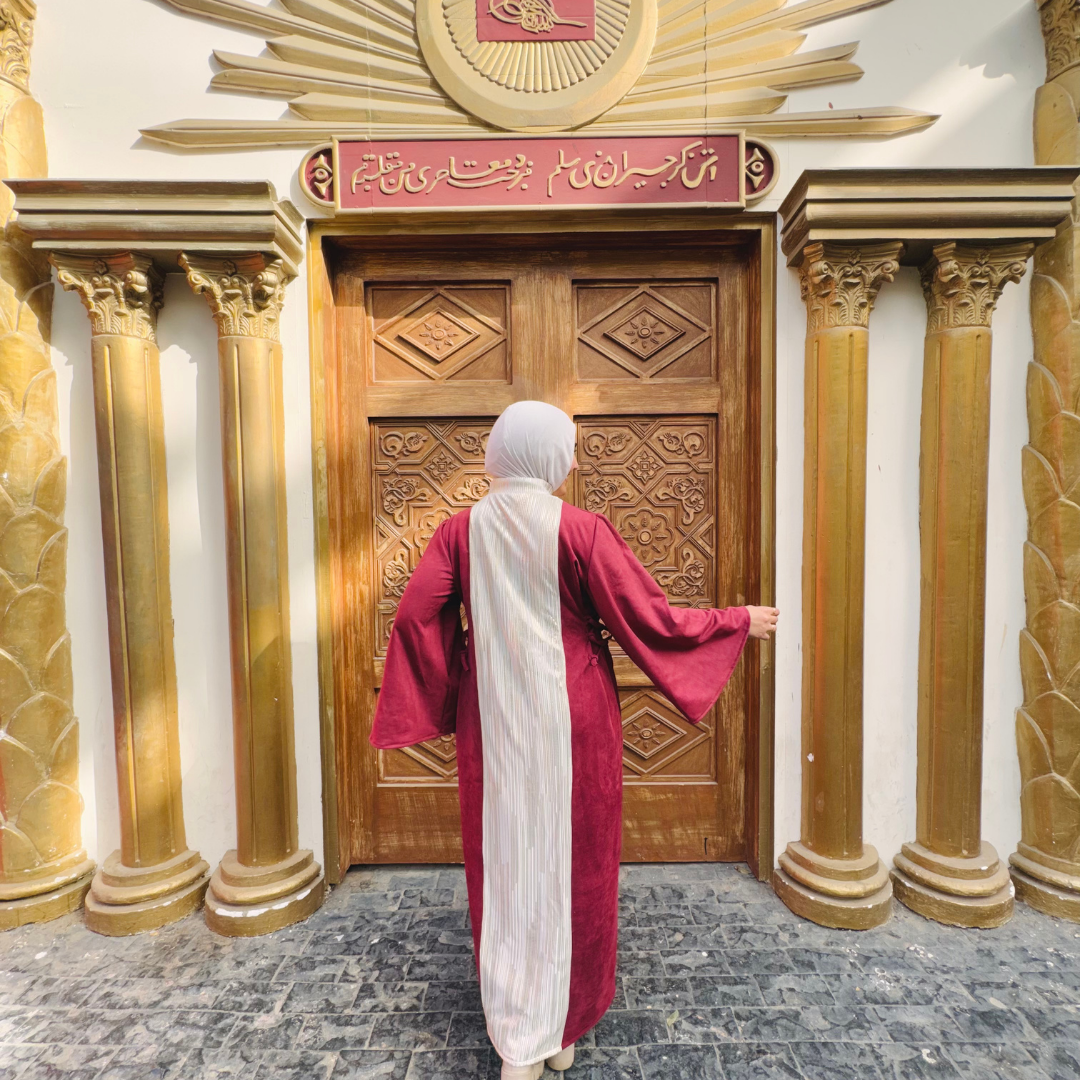 Velour Pleats Abaya